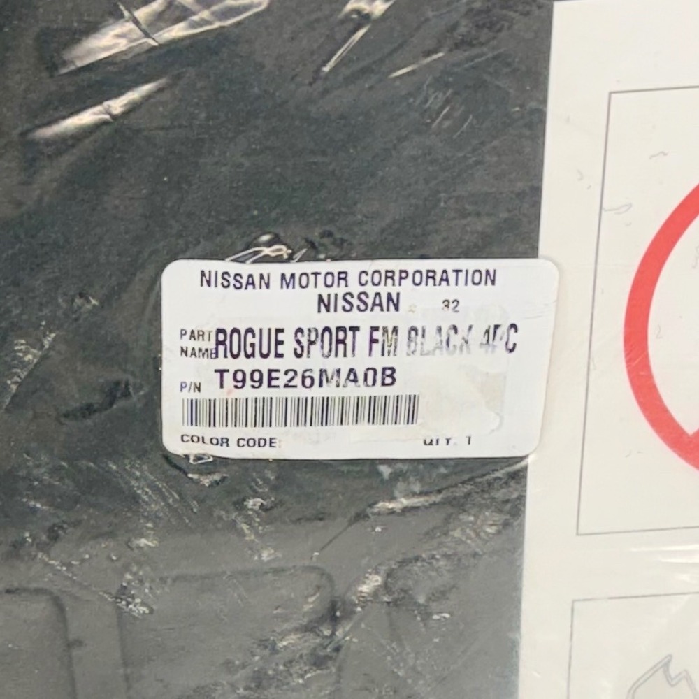 Nissan Rogue Sport Floor Mats 4PC Black T99E26MA0B OEM New 2017-2022 - Picture 4 of 6